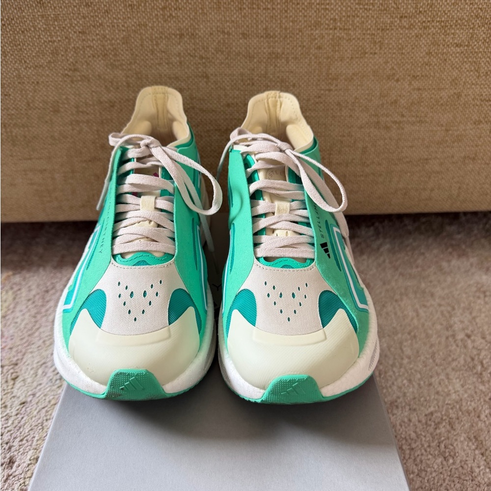 Stella McCartney/Adidas Ultraboost 5 Size 8.5 Green
